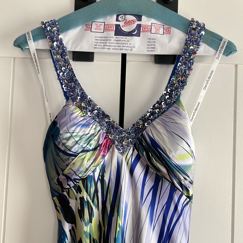 Prom Dress - Picture 2 of 5